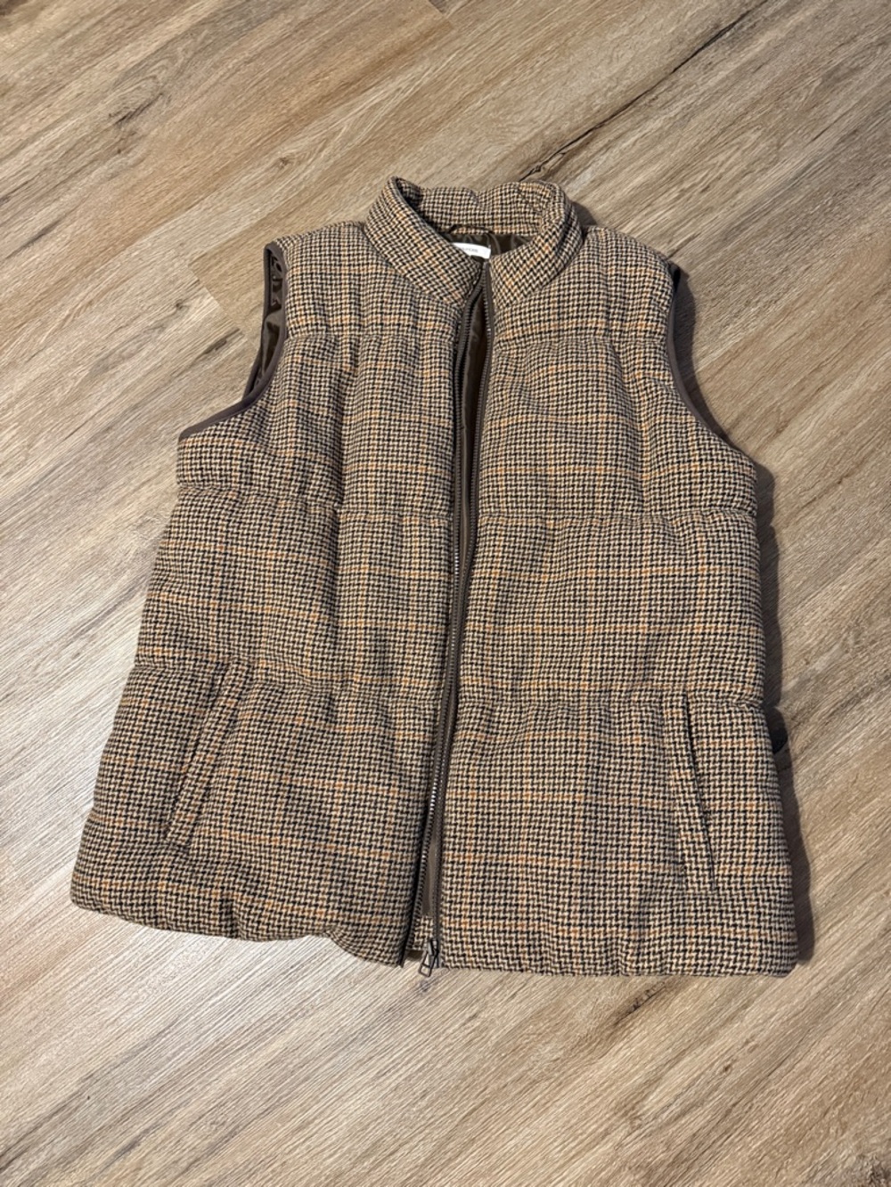 Maurices Tan and Green Houndstooth Quilted Puffer Vest